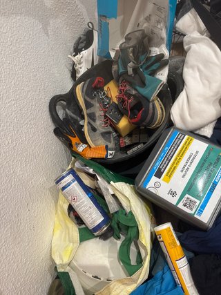 Cajas de herramientas y bolsa de construcción