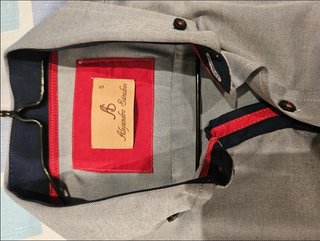 Camisa gris Alejandro Sánchez