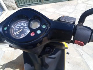 Yamaha Jog RR Scooter Amarillo/Negro