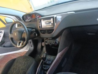 Peugeot 2008 2016