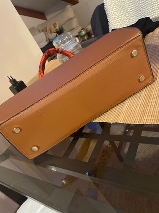 Borsa a mano stile Kelly marrone con foulard