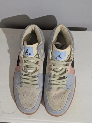 Jordan 1 Mid Talla 44