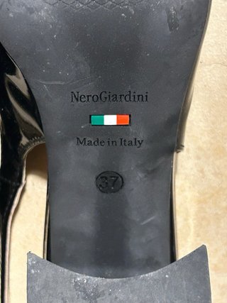 Scarpe Nero Giardini donna tacco slingback vernice