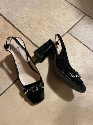 Scarpe Nero Giardini donna tacco slingback vernice
