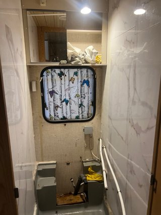 Caravana literas y cama inferior