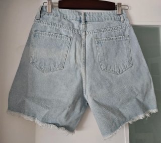 Shorts vaqueros desgastados talla S