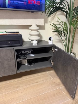 Mueble TV gris oscuro
