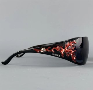 Gafas de sol Versace negras y rojas
