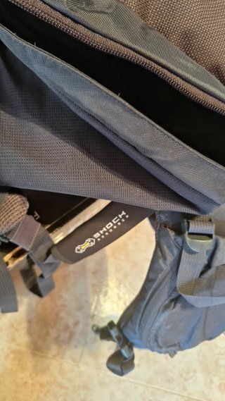 Mochila Quechua azul 80L