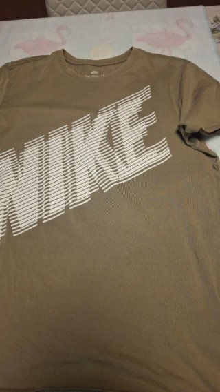 Camiseta Nike Verde Oliva