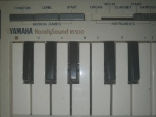 3 Teclados Yamaha Antiguos