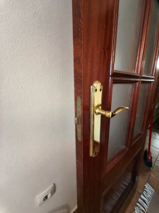 Puerta madera con cristales 72.2x203.2 cm