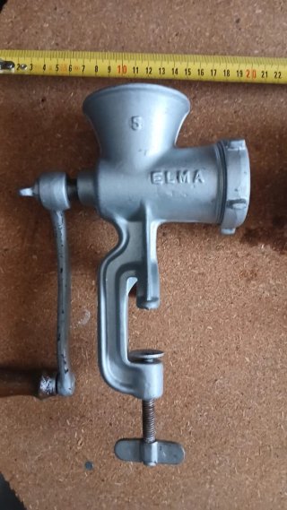 Picadora de carne ELMA 5