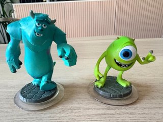 Mike y Sully Disney Infinity Monstruos S.A.