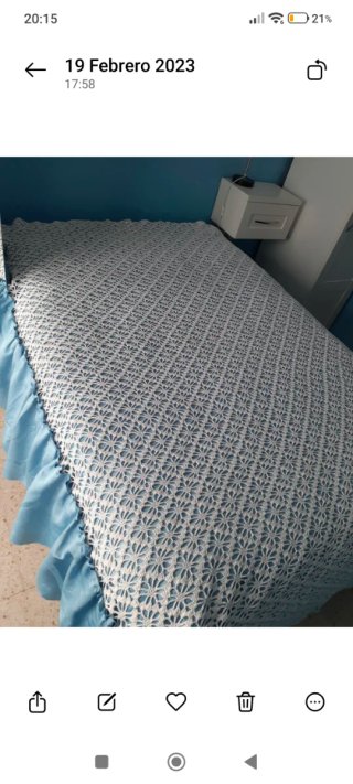 Colcha crochet cama 1.50 azul/blanco