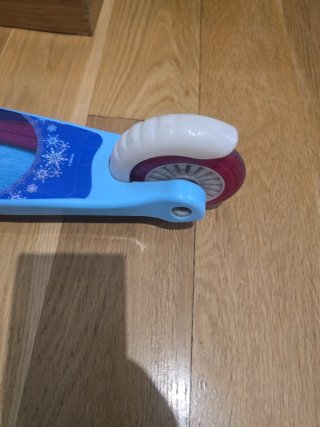Patinete 3 ruedas infantil Frozen