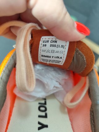 Zapatillas Bimba y Lola Naranja T39 Nuevas