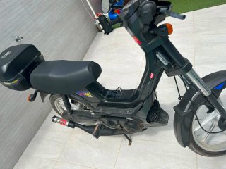 Derbi Variant Moped Negra y Plateada