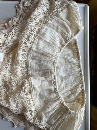Top vintage beige encaje