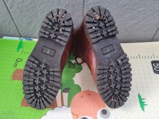 Botas de cuero marrones alto comfort marca Agaré.