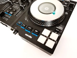 Controladora DJ Hercules JogVision