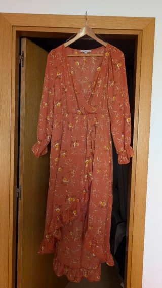 Vestido estampado volantes manga larga