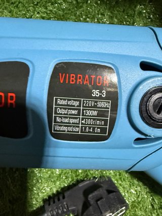 Vibrador de cemento eléctrico nuevo a estrenar