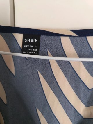 Vestido estampado azul y beige