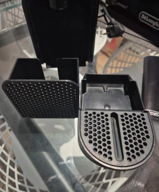 Cafetera Nespresso Inissia Negra