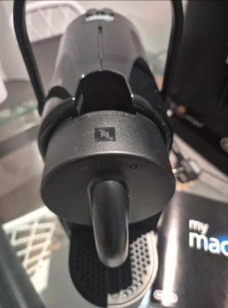 Cafetera Nespresso Inissia Negra