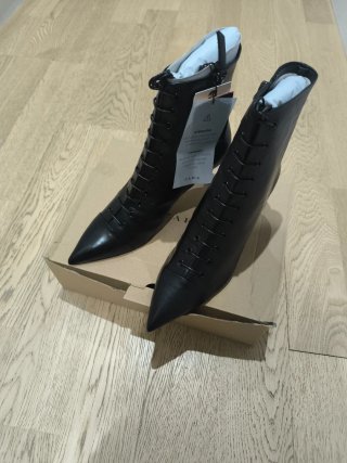 Botines Zara mujer T38 negros