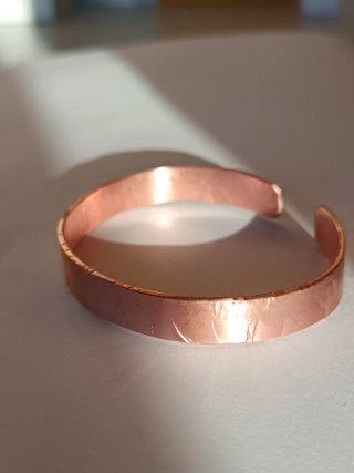 Pulsera ajustable de cobre