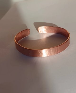 Pulsera ajustable de cobre