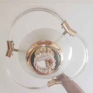 Lámpara de lágrimas dorada y cristal