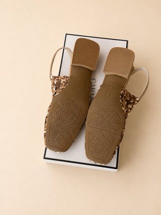 Zapatos Carmela T38 trenzados nuevos