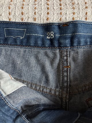 Shorts Levi's vaqueros desgastados
