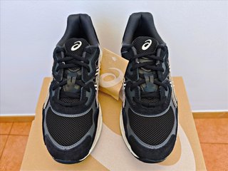 ZAPATILLAS ASICS SIN USO