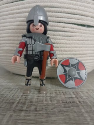 Playmobil Vikingo Medieval con Hacha y Escudo