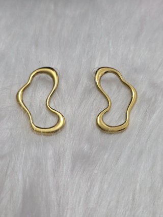 Pendientes dorados diseño orgánico