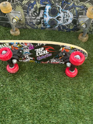Patinete y 2 monopatines
