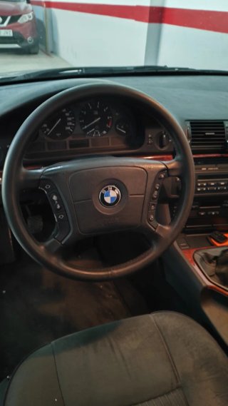 BMW 528i e39
