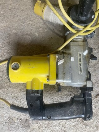 Lote Herramientas Eléctricas: Taladro, Amoladora