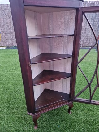 Mueble Esquinero Vitrina Madera y Cristal