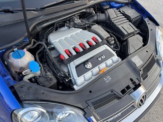 Volkswagen Golf R32