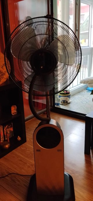 Ventilador con deposito de agua