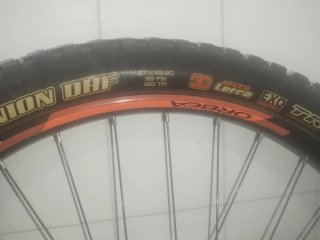 Neumático Maxxis Minion DHF 27.5x2.8 llanta Orbea