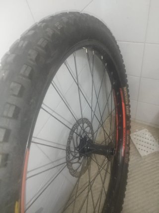 Neumático Maxxis Minion DHF 27.5x2.8 llanta Orbea