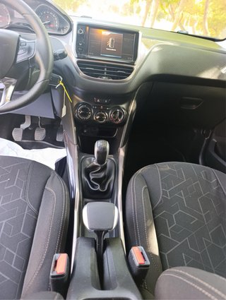 Peugeot 2008 1.6 e-Hdi Active
