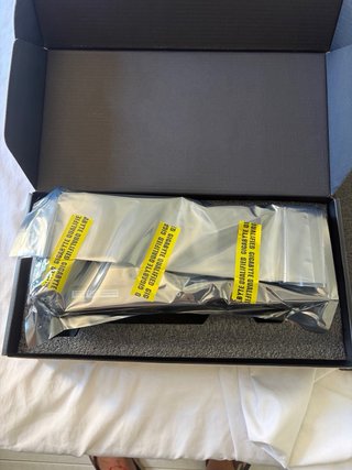 Tarjeta Gráfica Gigabyte RX 9060 XT