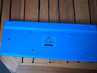TECLADO INALAMBRICO TRUST+TOUCHPAD